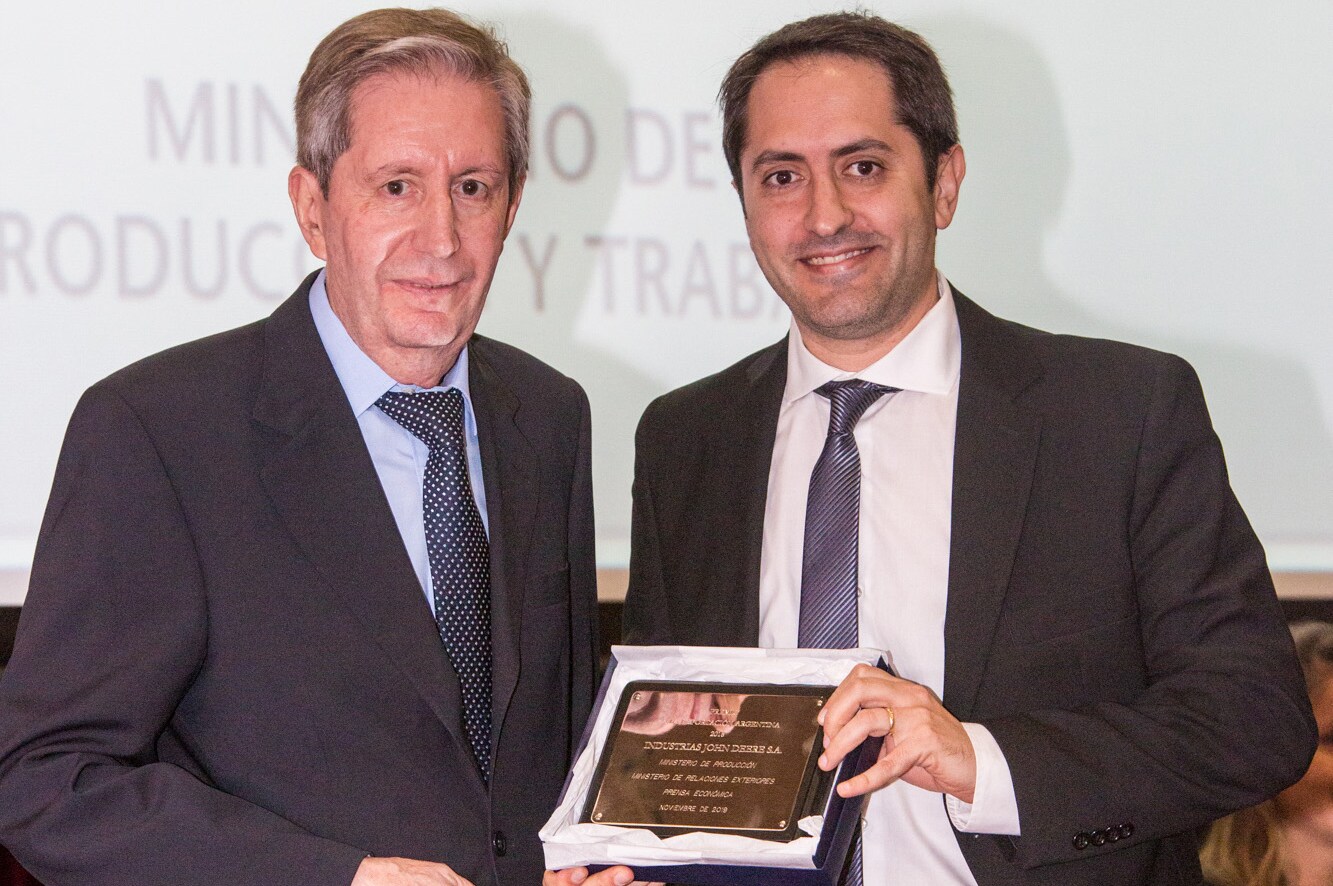 Jorge Amorín Director de Prensa Económica y Rodrigo Weisburd Gerente de Asuntos Corporativos de John Deere Argentina