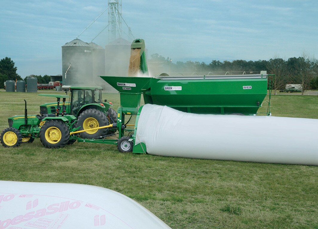 Embolsadora EG1009: Eficiente administración del grano cosechado.