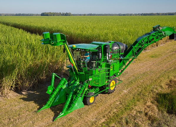 Cosechadora de Caña CH570 en campo.